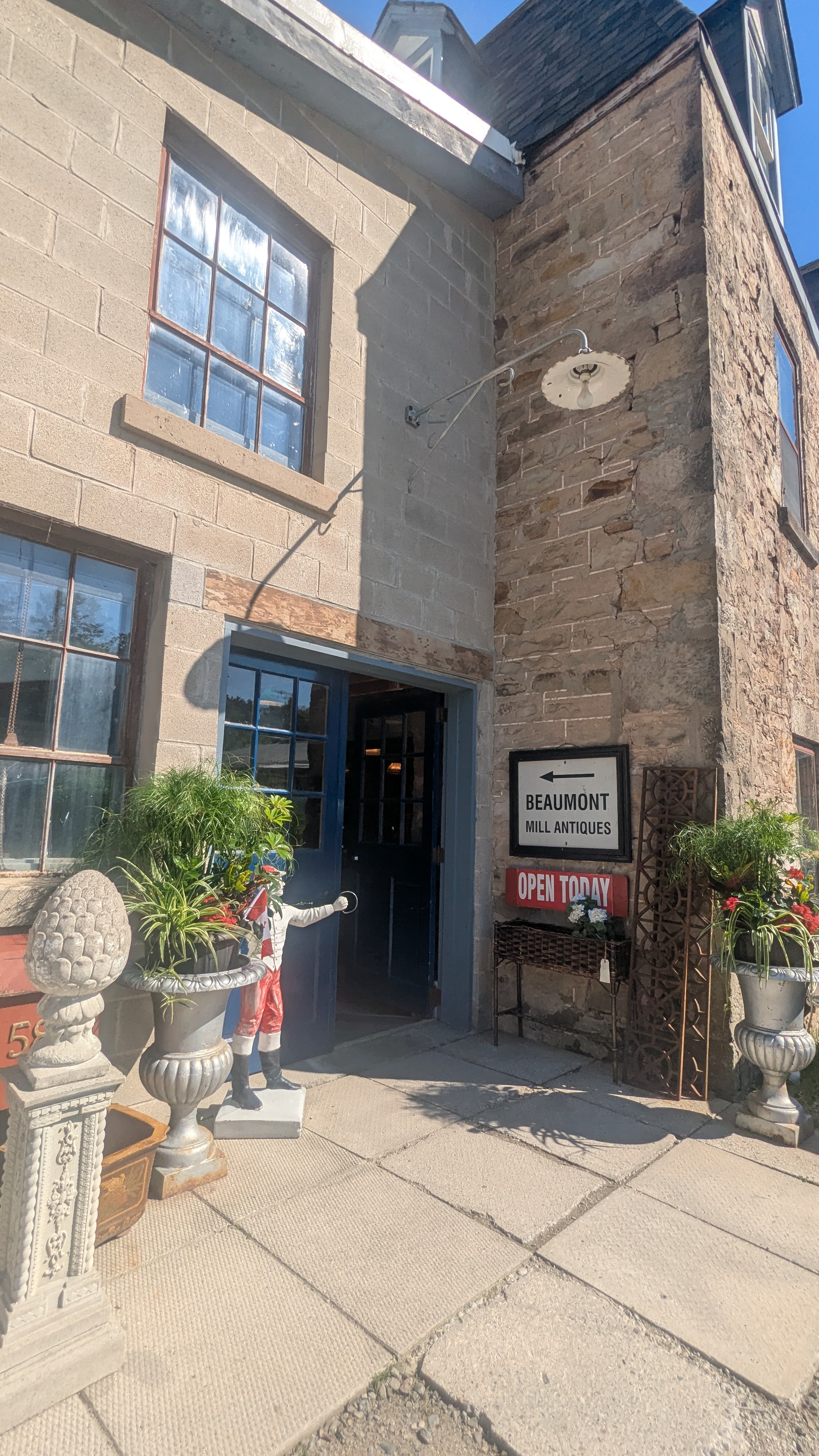 Beaumont Mill Antiques: A Hidden Gem in Glen Williams